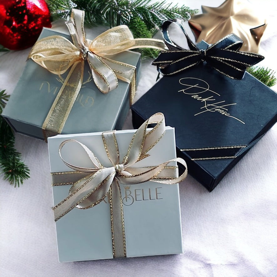 gift wrapping by Everwild