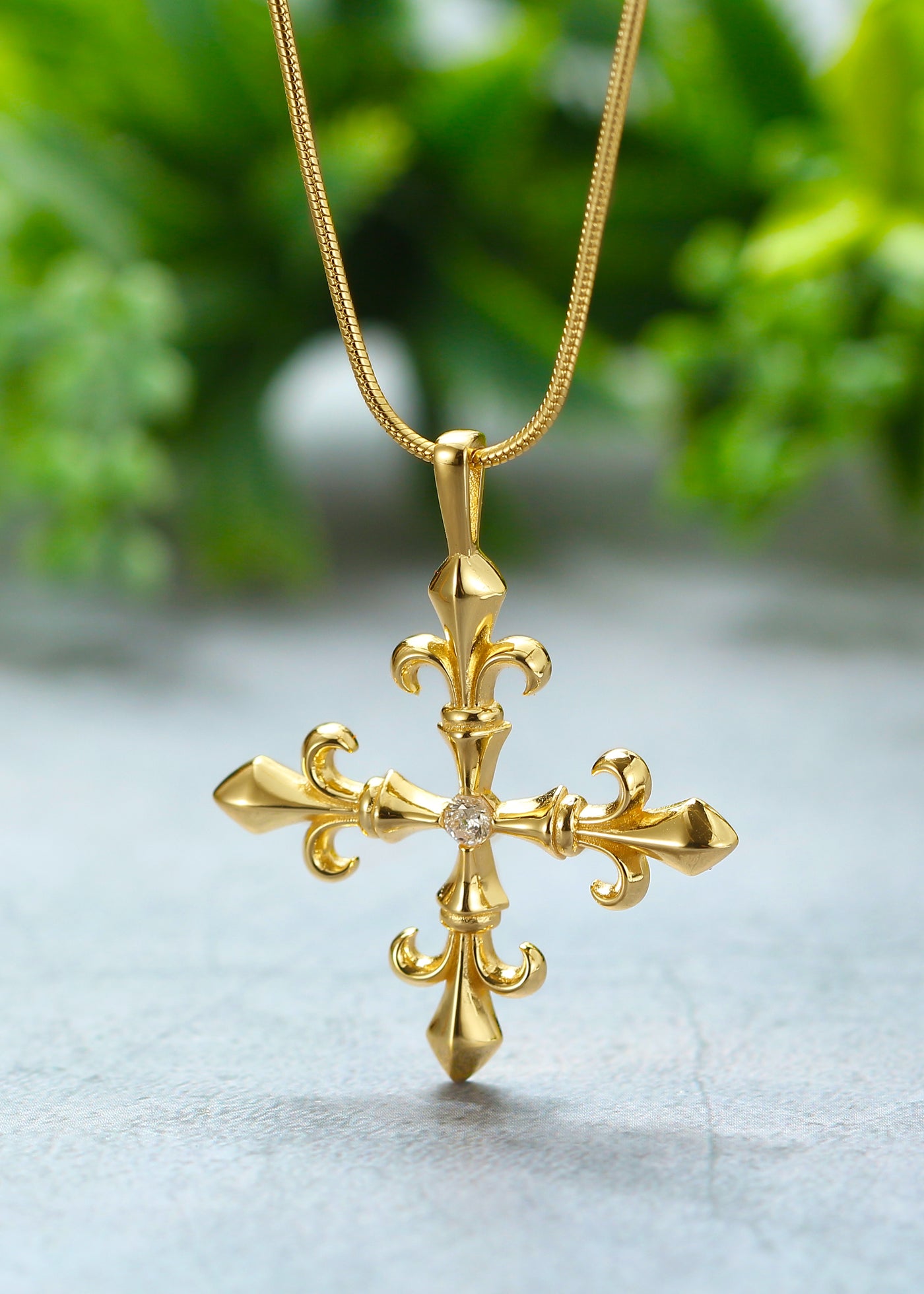 Saints  Fleur Madrigal Cross Necklace in Gold